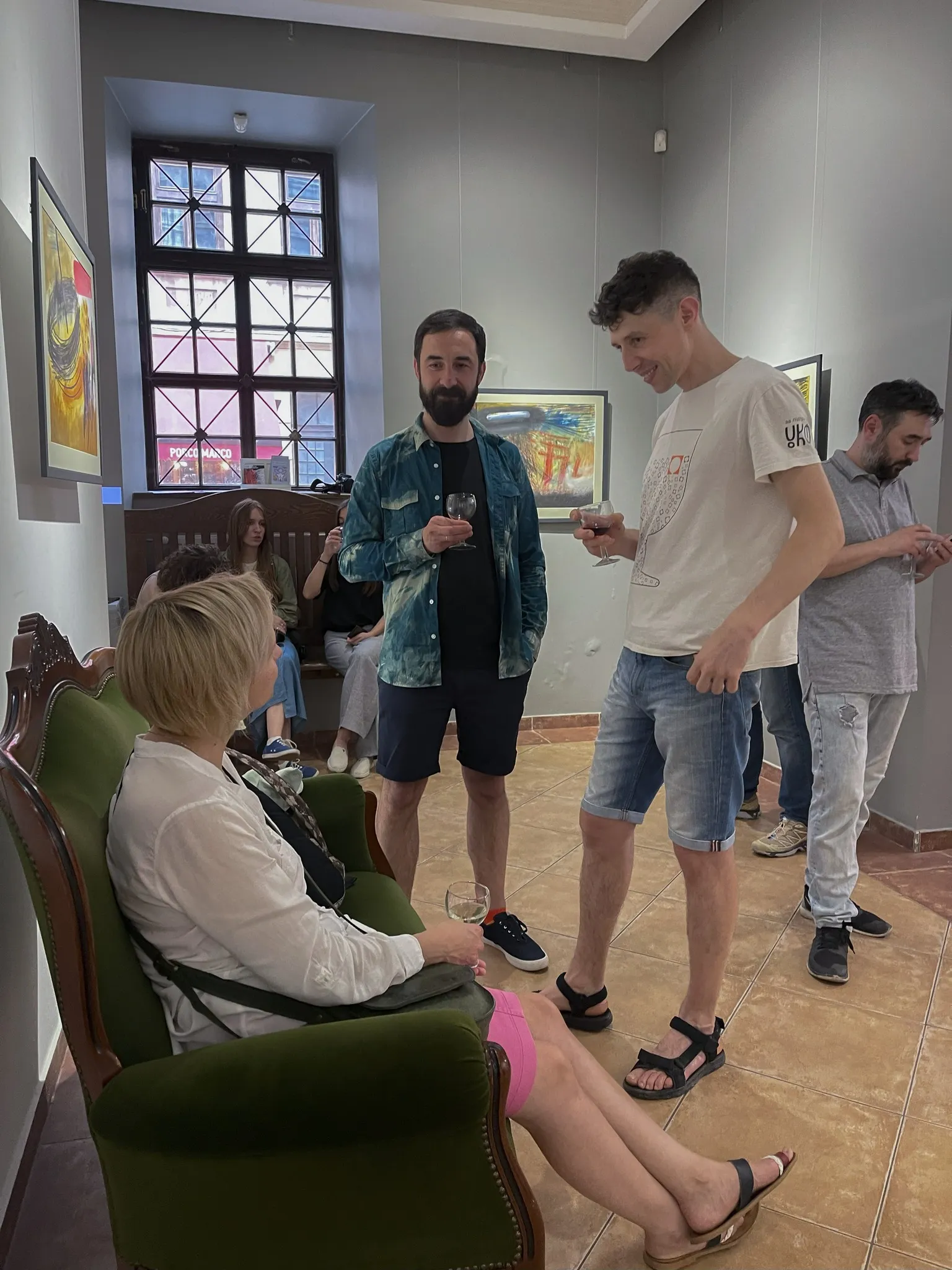 Фото до проєкту "Камені у кишенях" від євген григор'єв, проєкт типу Виставки, базується у "Зелена канапа" Львів, вул. Вірменська, буд. 7, створено у 23.02.2026 Фото 5 з 27.