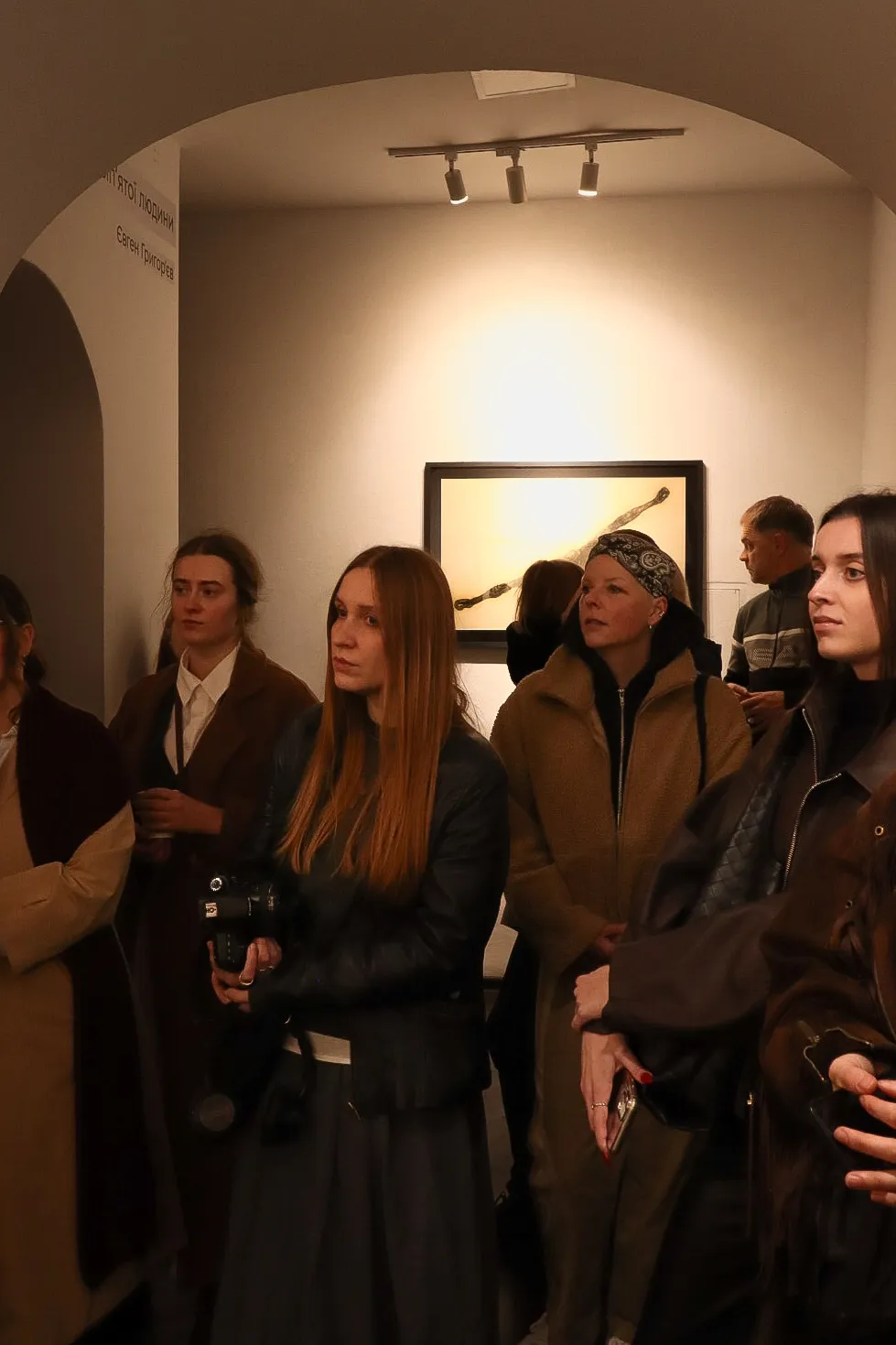 Фото до проєкту "Посмішка розіп'ятої людини" від євген григор'єв, проєкт типу Виставки, базується у Галерея "Світло" м. Львів, вул. Валова, буд. 19, створено у 05.02.2026 Фото 1 з 20.